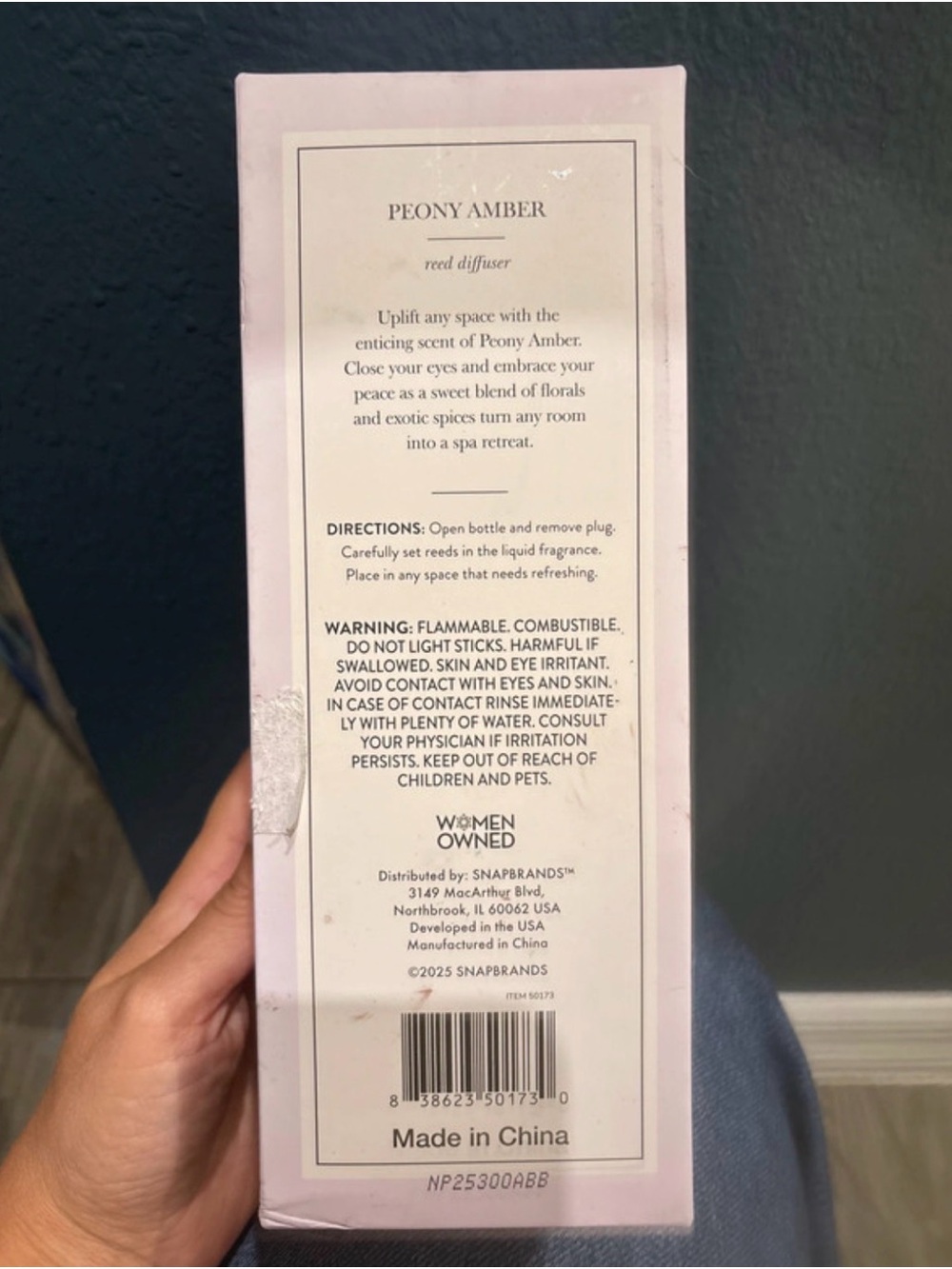 Peony Amber Reed Diffuser - Picture 2 of 2